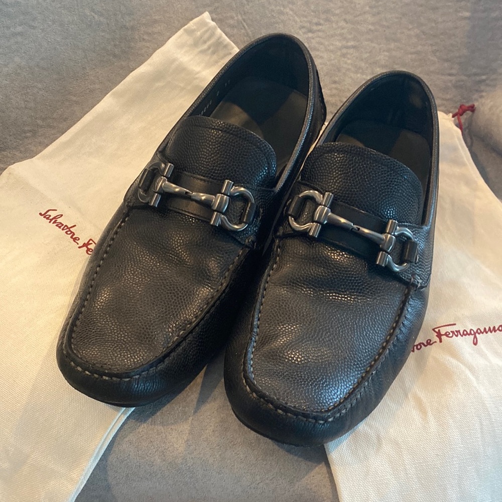Men’s Ferragamo Black Driver Shoes with dust bags